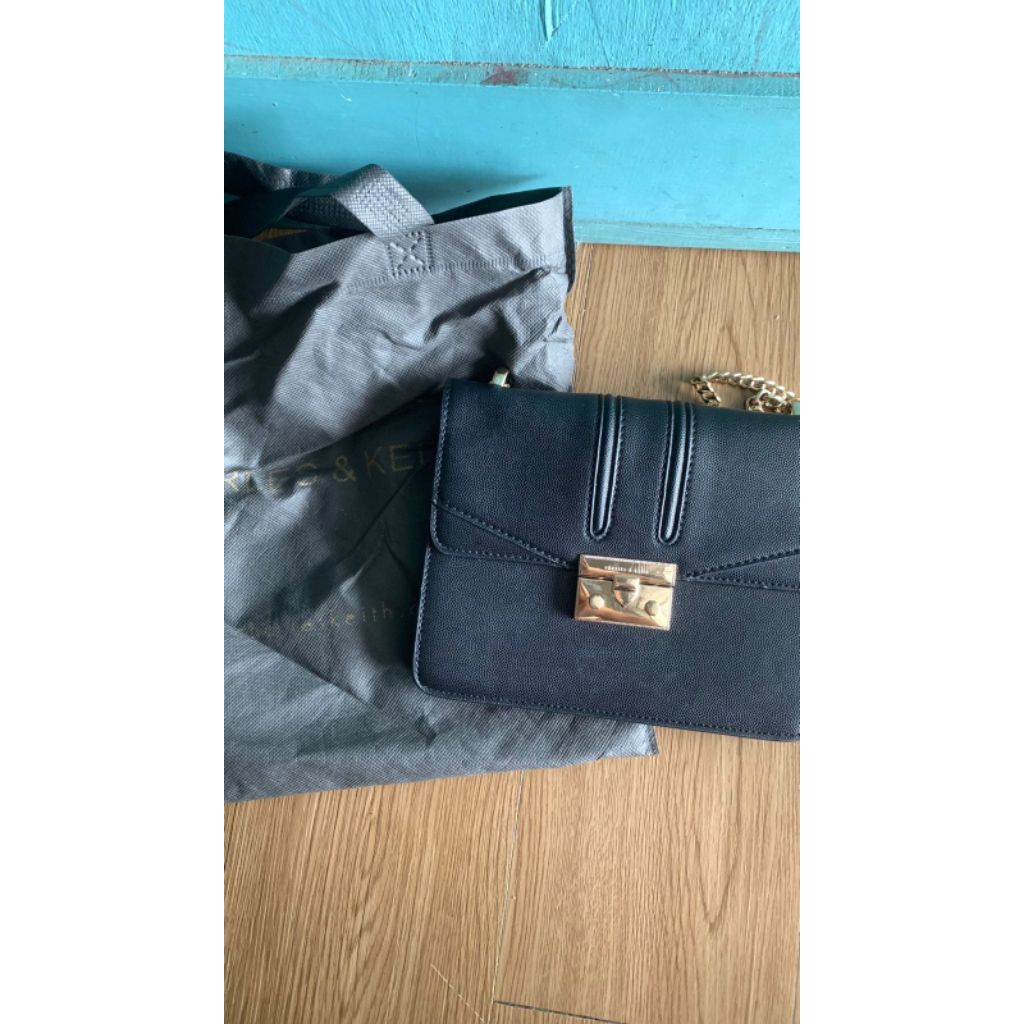 tas ck preloved