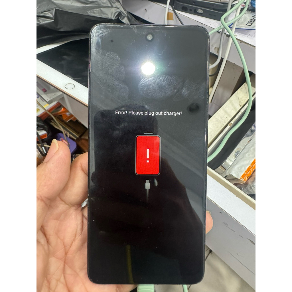 Infinix hot 40i 8/256 minus kelengkapan hp dan kotak