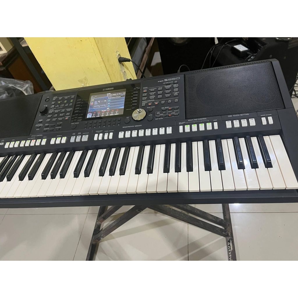 Keyboard Yamaha PSR S950