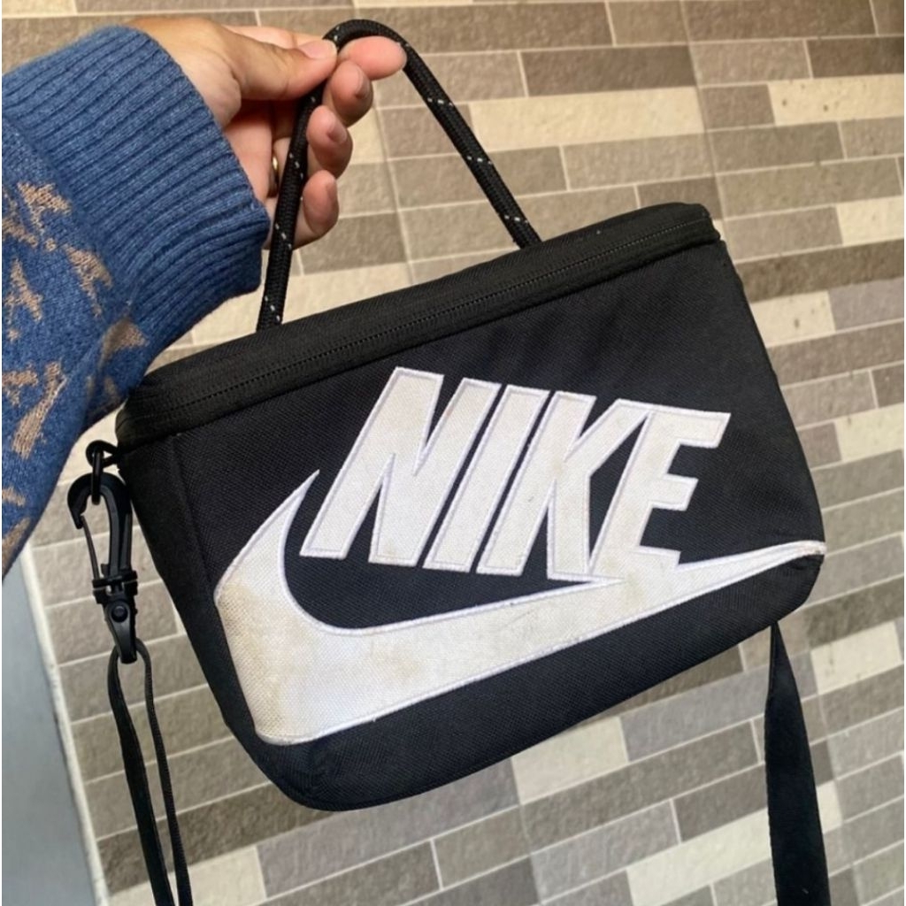 Tas Nike Hitam Preloved