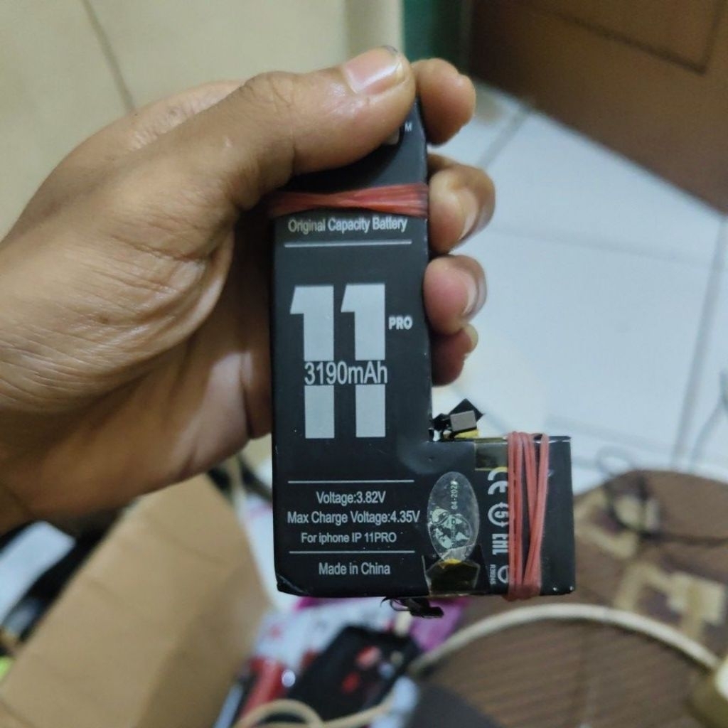 Batre iphone 11 Pro Bekas