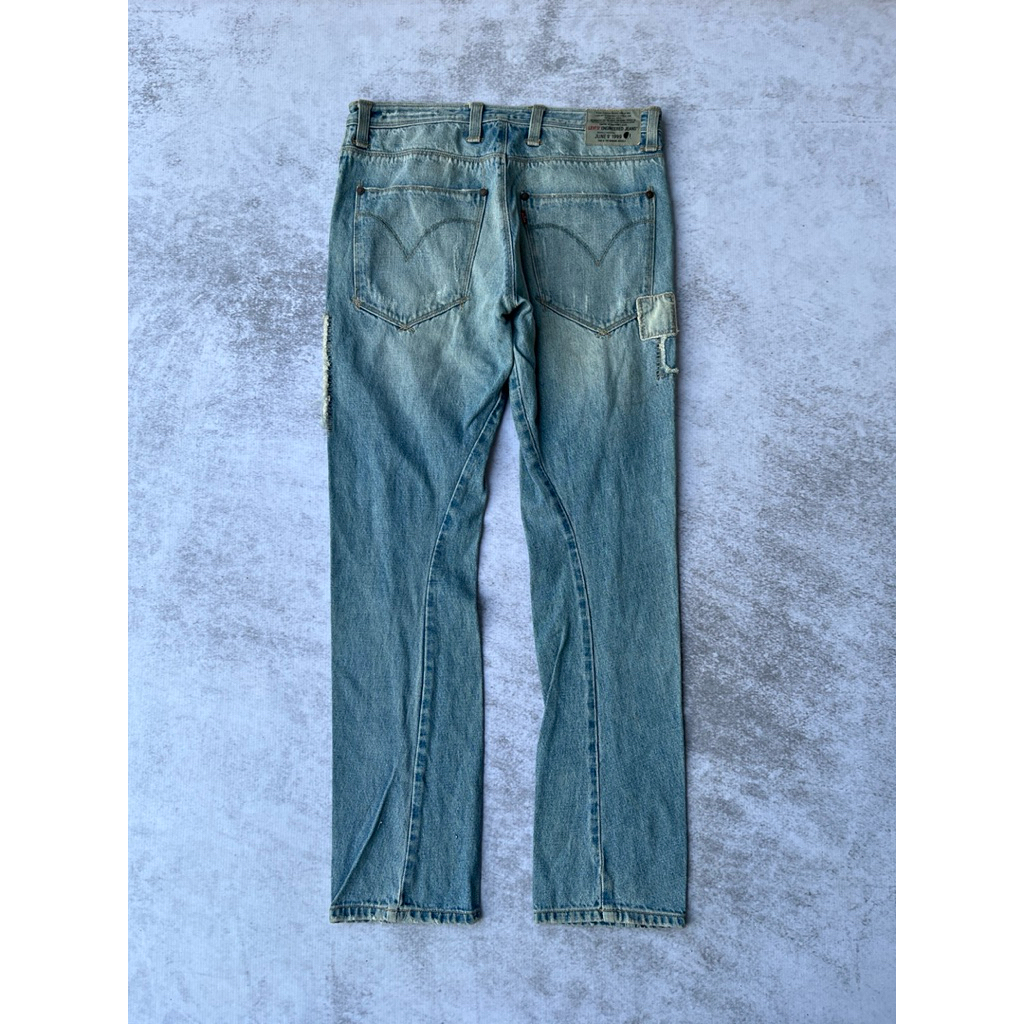 CELANA VINTAGE LEVIS ENGINEERED 1999s JEANS SECOND