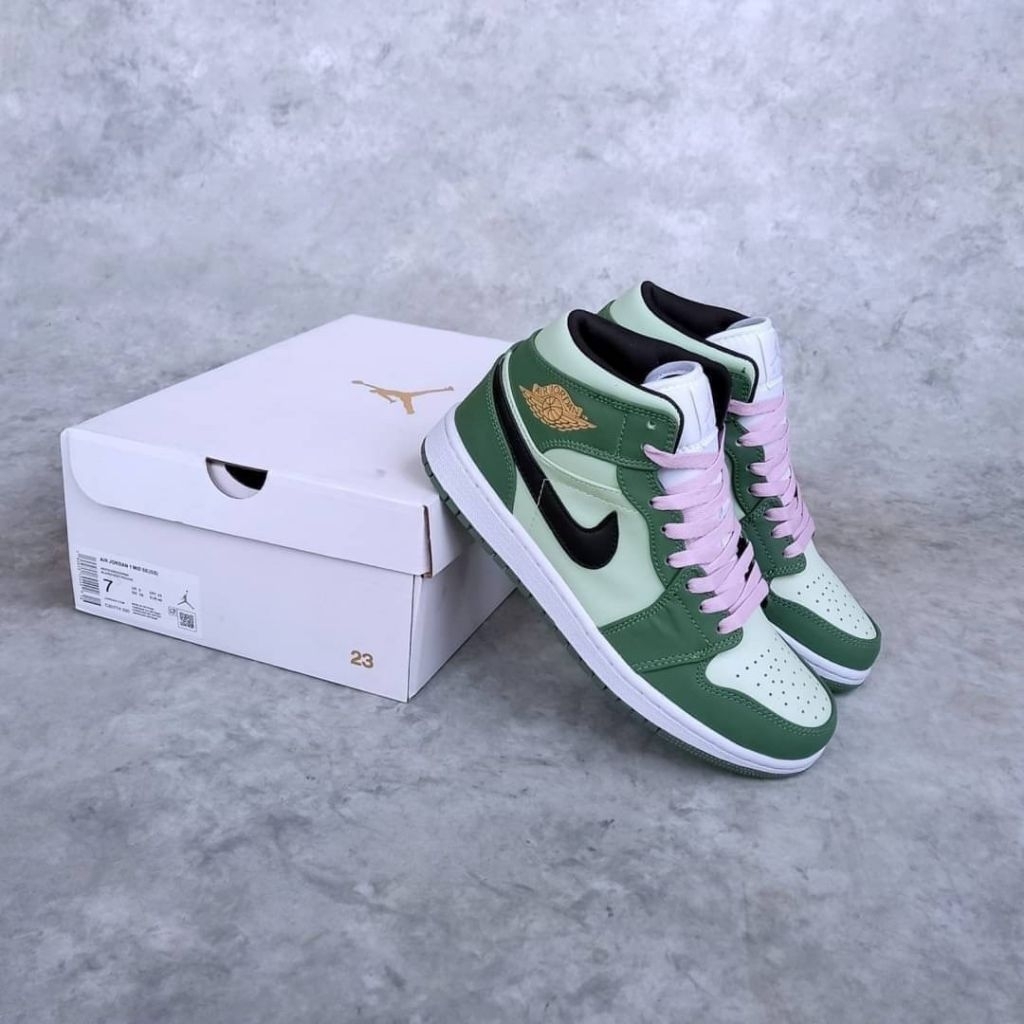 FKSNKRS Sepatu Sneakers Air Jordan 1 Mid Dutch Green