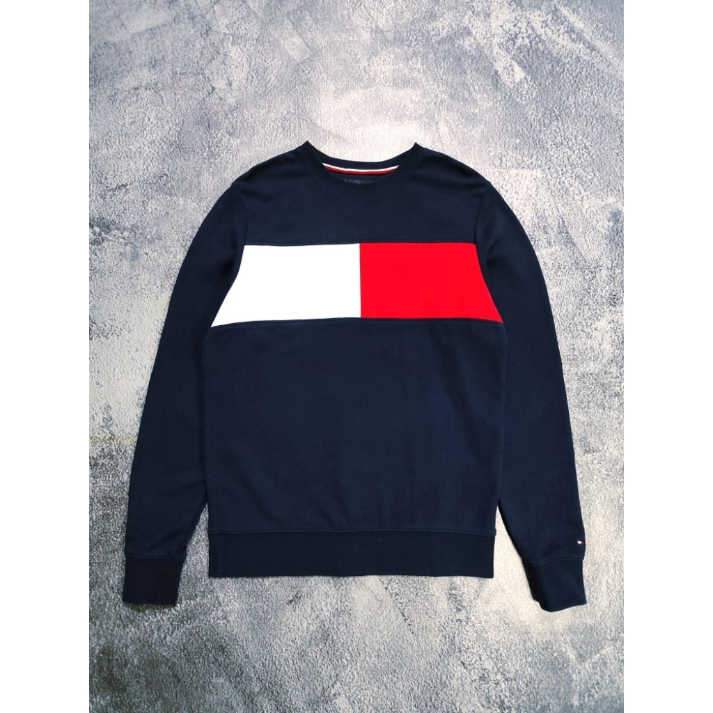crewneck tommy hilfiger big logo