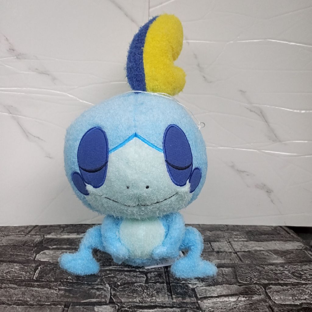 BONEKA POKEMON SOBBLE BULU SERI KUTSUROGI TIME / OFFICIAL MERCHANDISE POKEMON SOBBLE FLUFFY BANPREST
