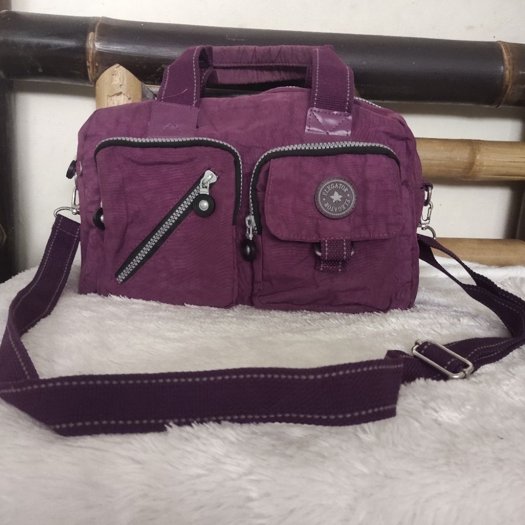 PL tas selempang wanita elegator warna ungu banyak ruang
