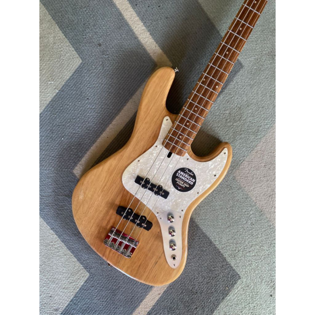 Bass 4string natural fender jazz custom