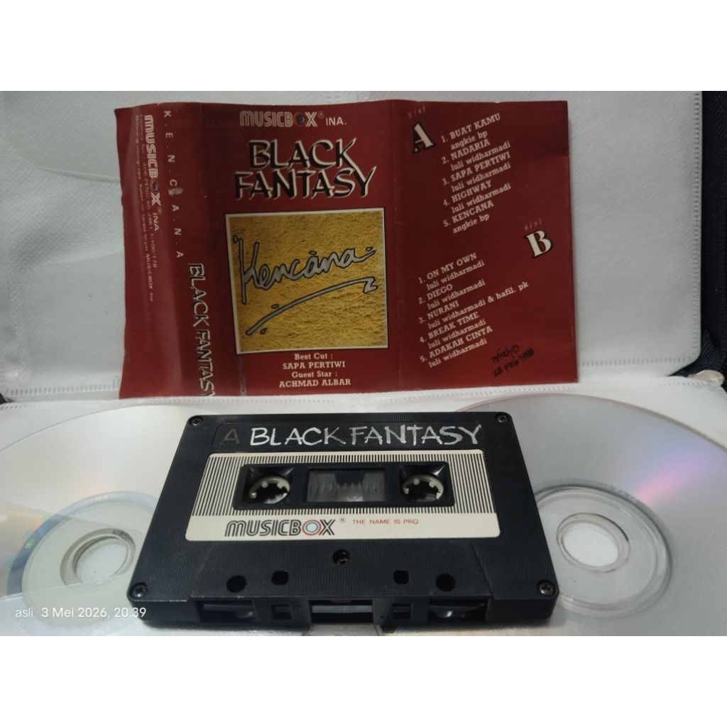 kaset pita BLACK FANTASY // kencana