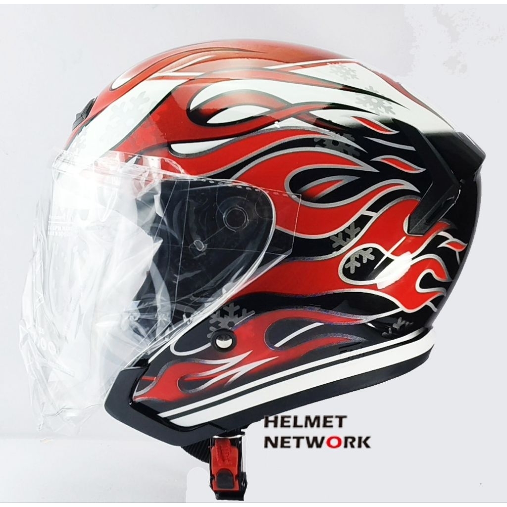 helm DYR sporty motif