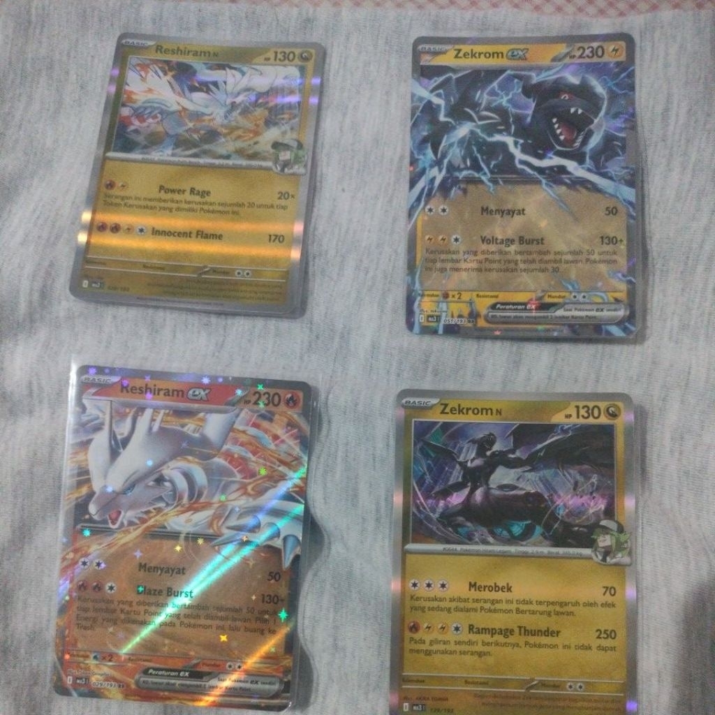 Set Zekrom & Reshiram ( Reshiram and Zekrom ex RR & N's Zekrom and N's Reshiram Holo)