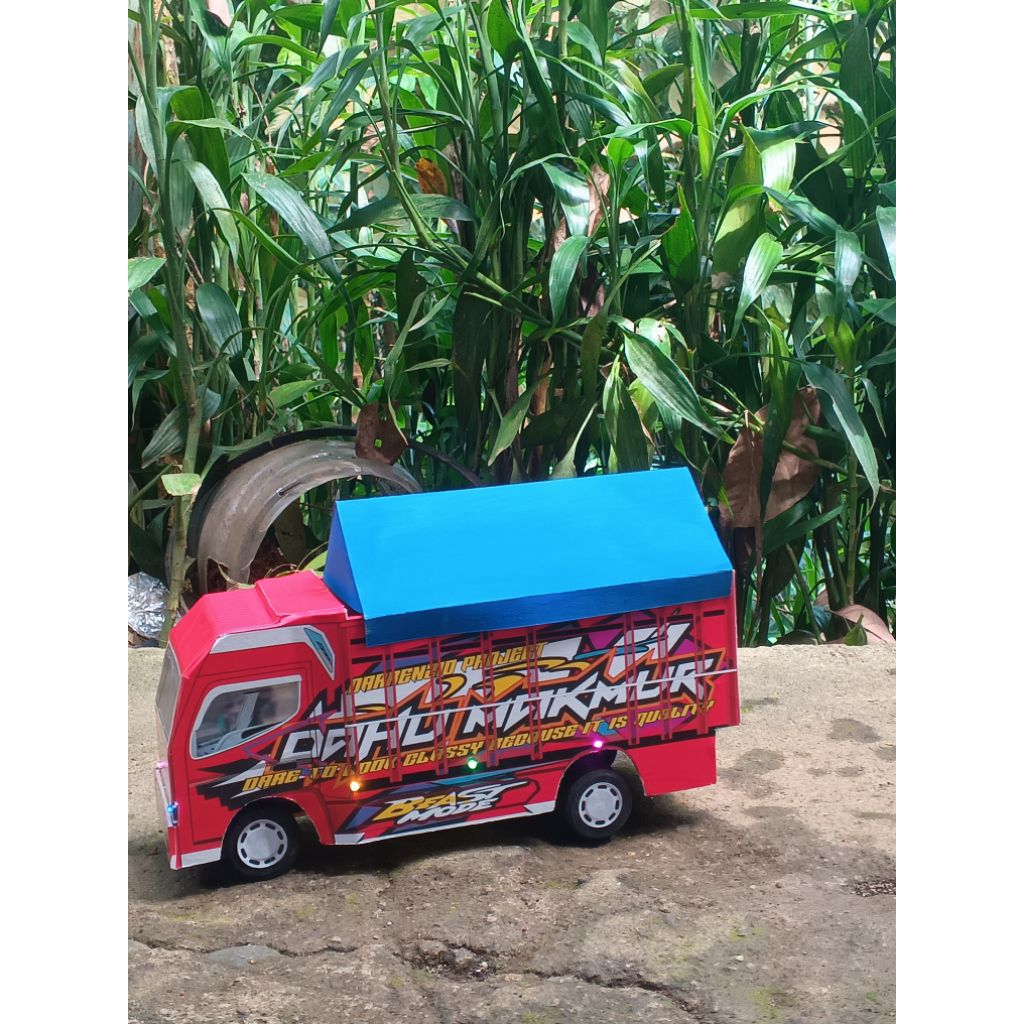 miniatur truck terpal kain,belok dan oleng,full lampu
