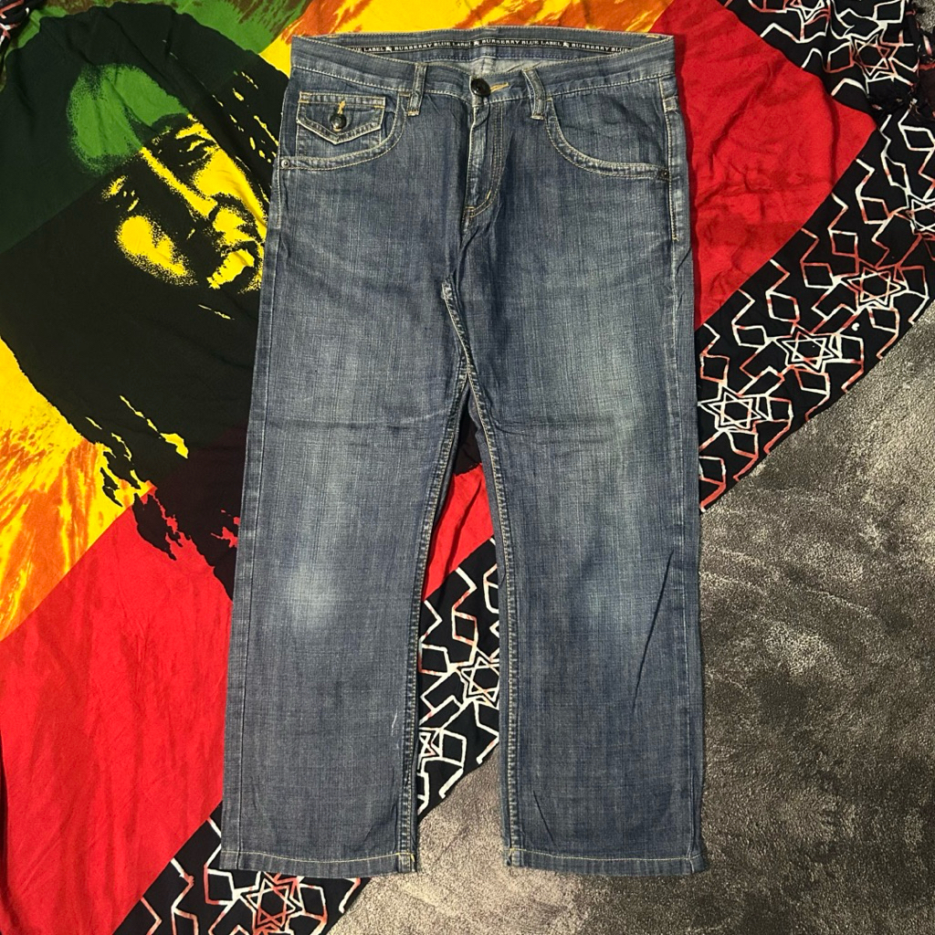 Celana Jeans Second “Burberry London Blue Label Ankle Straight Fit Blue Jeans”