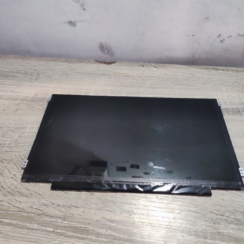 Lcd LED Layar 11 inch Laptop Lenovo ideapad S215 S210 S20-30