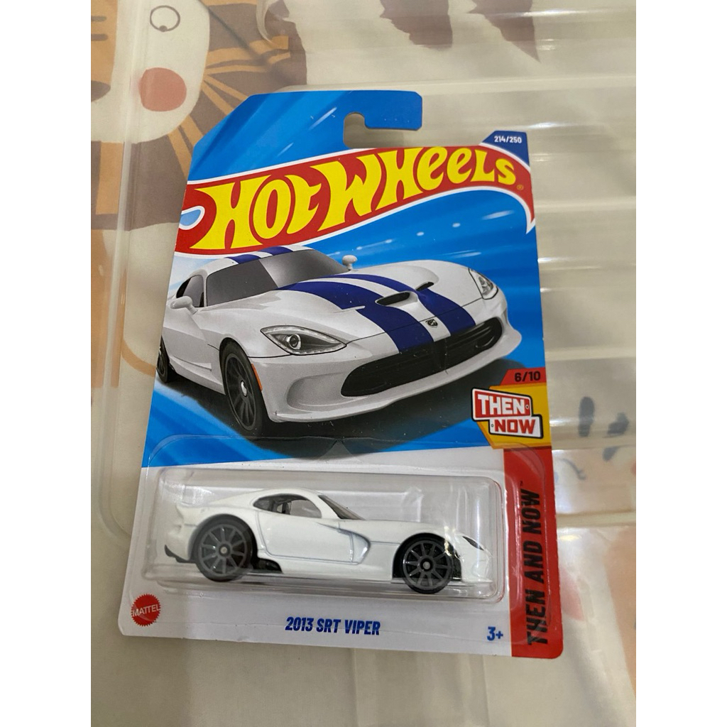 Hot wheels 2013 SRT viper