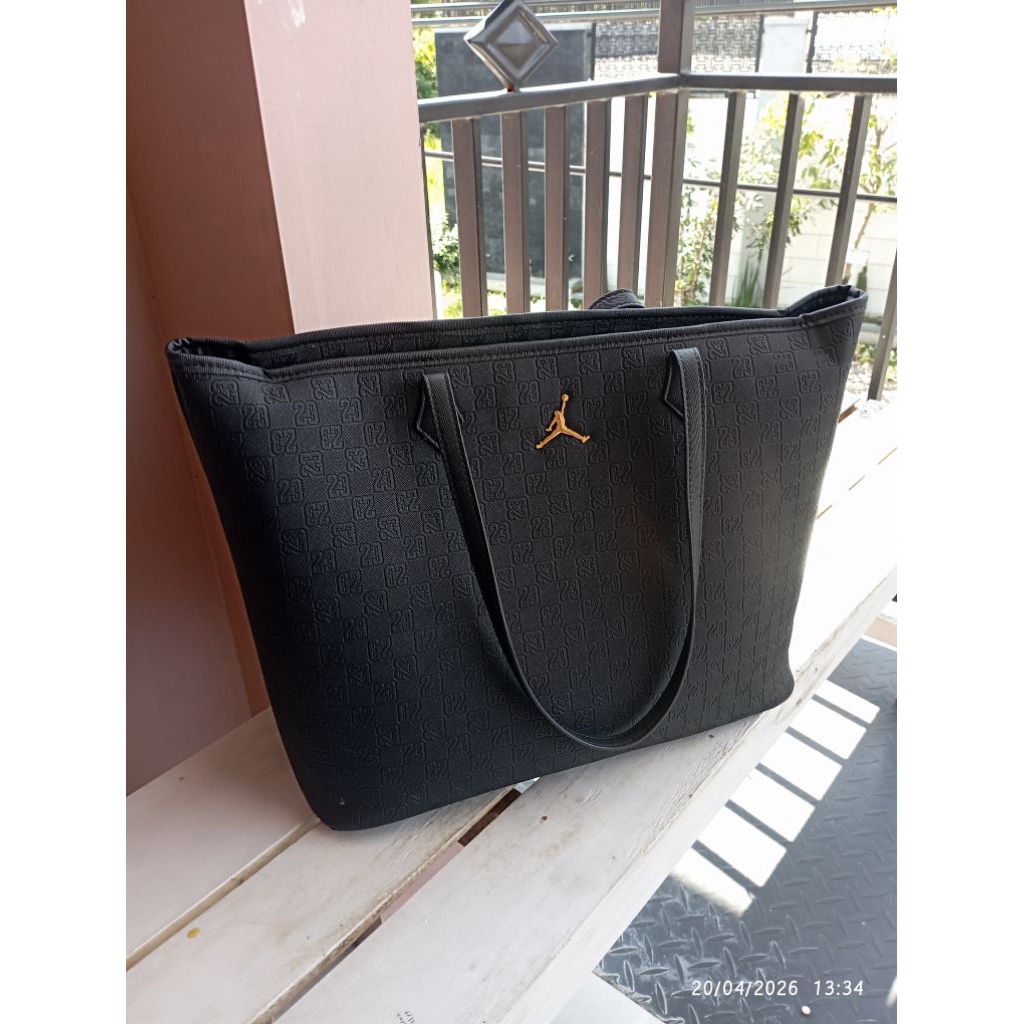 Tote bag original Nike Air Jordan preloved like new tas kerja wanita branded