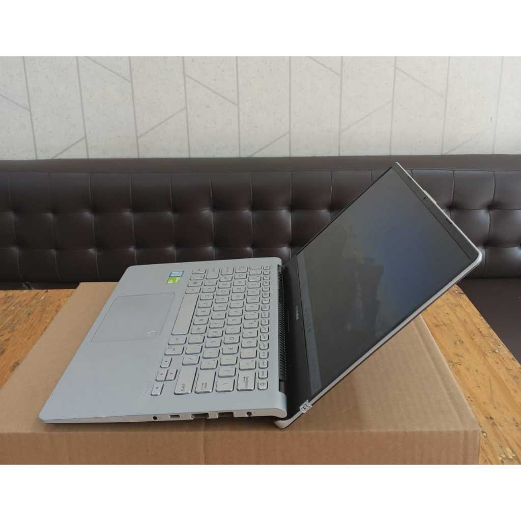 #MX150 2Gb #Gen 8Th  Asus Vivobook S14 S430F, Core i7-8565U, Ram 8/512Gb, #MX150 2Gb, #IPS, Lengkap,
