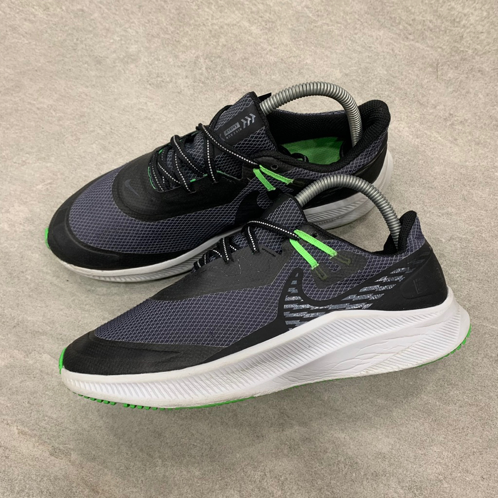 Nike Quest 3 Shield 'Black Poison Green'