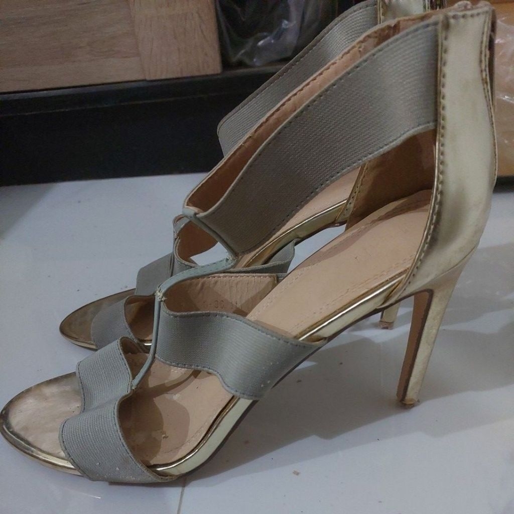 Sepatu Sandal High Heels Wanita Preloved uk 40