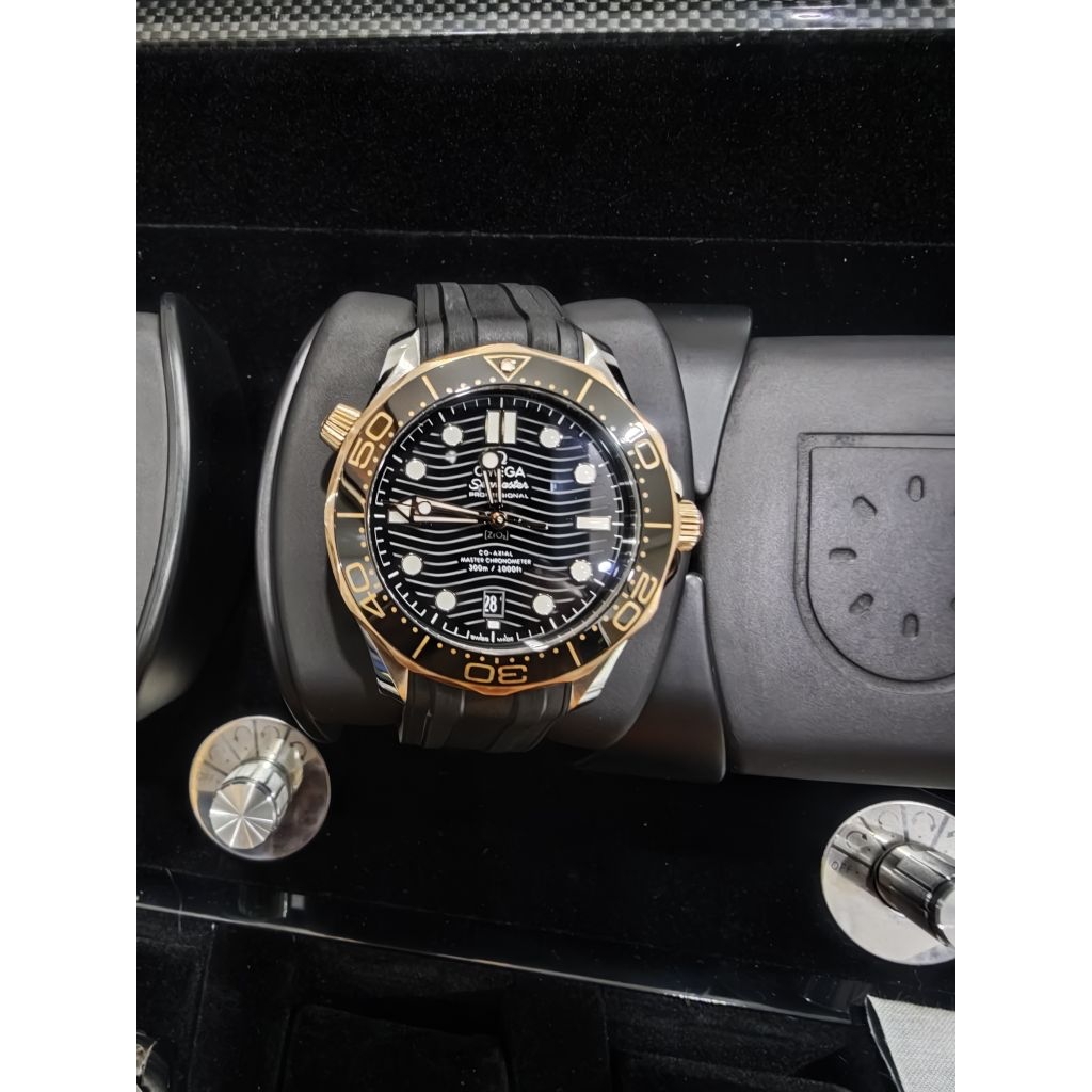 OMEGA SEAMASTER 300 SEDNA GOLD ORIGINAL