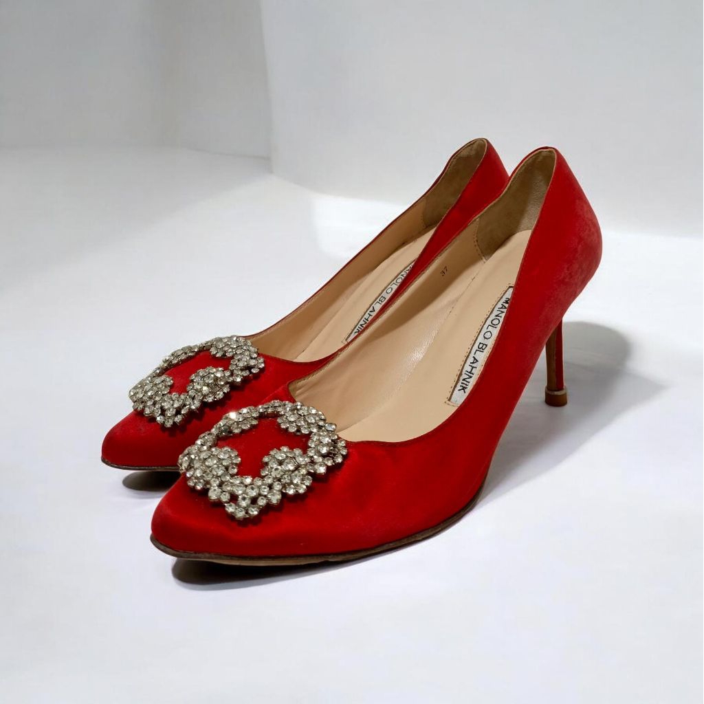 Manolo Blahnik Hangisi 90 Satin Pumps With Jewelry Red Heels Original
