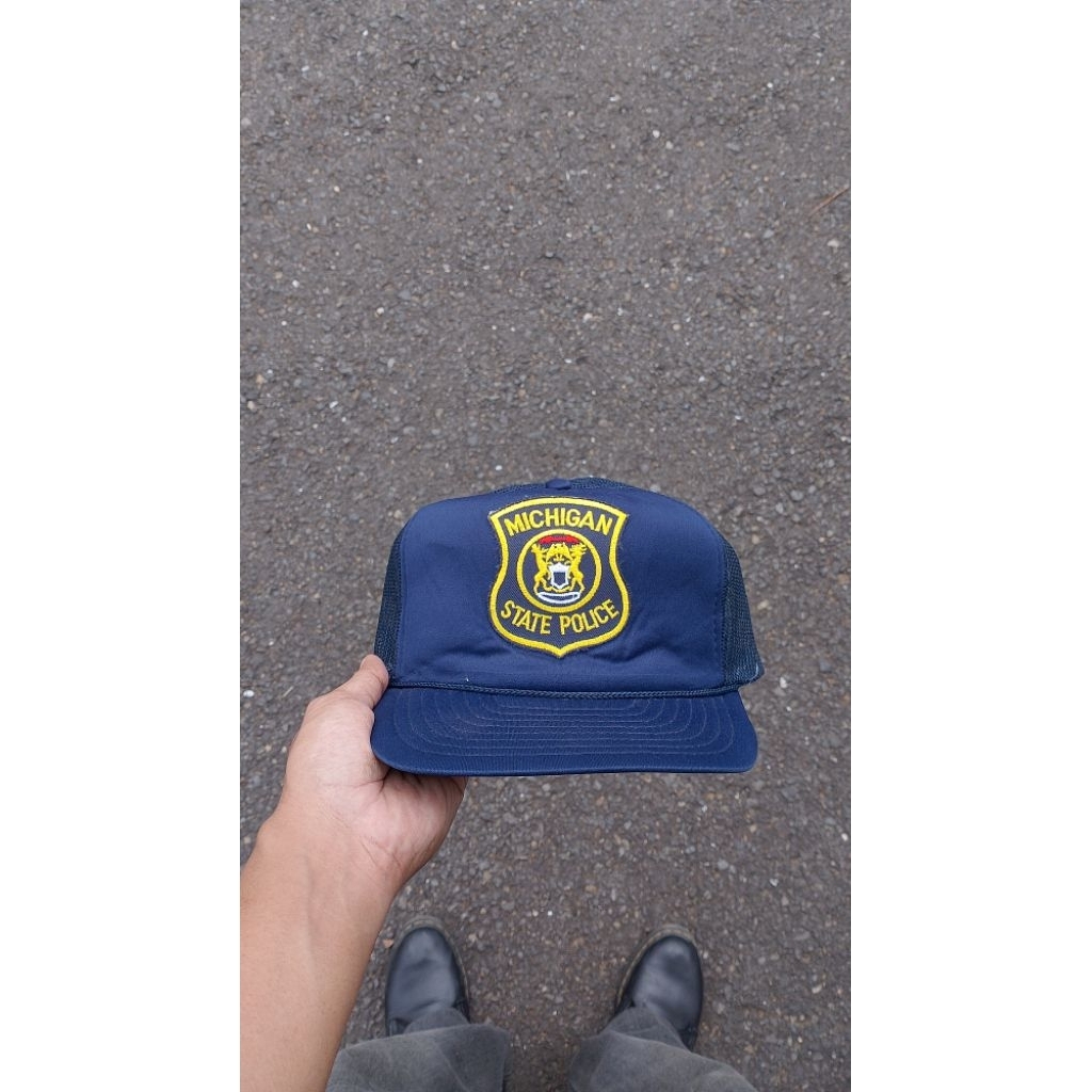 VINTAGE TRUCKER HAT - MICHIGAN STATE POLICE 80'S