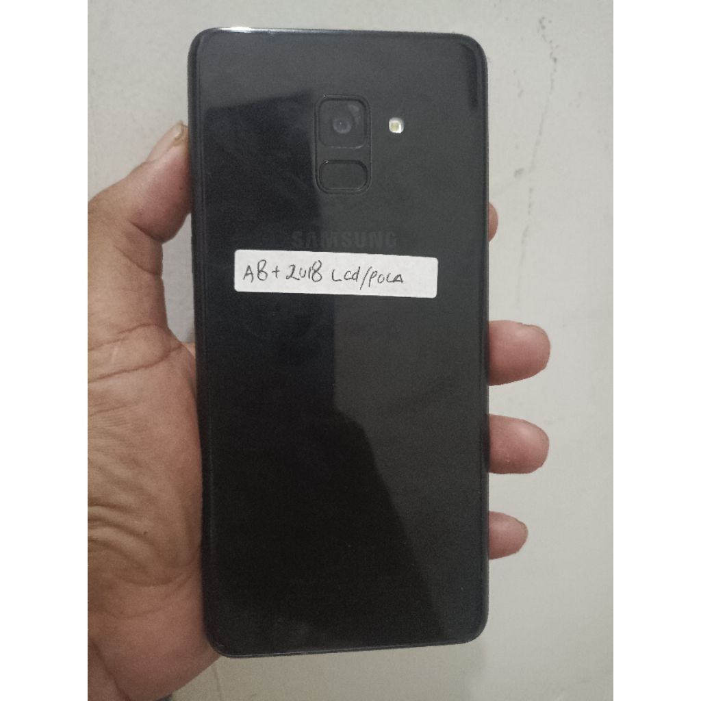 samsung a8 plus 2018 minus lcd