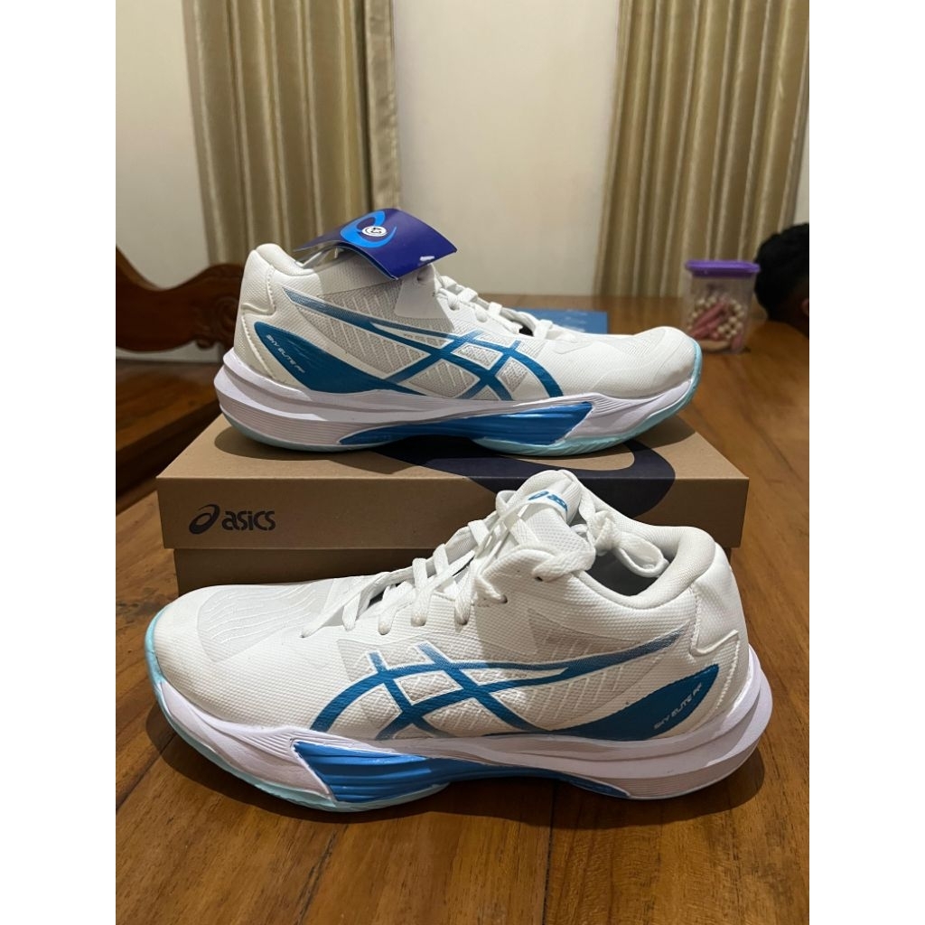 Asic sky ff size 43