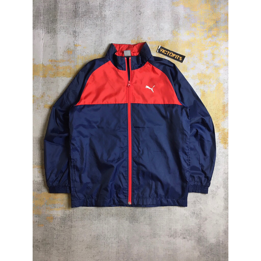 Jaket Windbreaker Poema