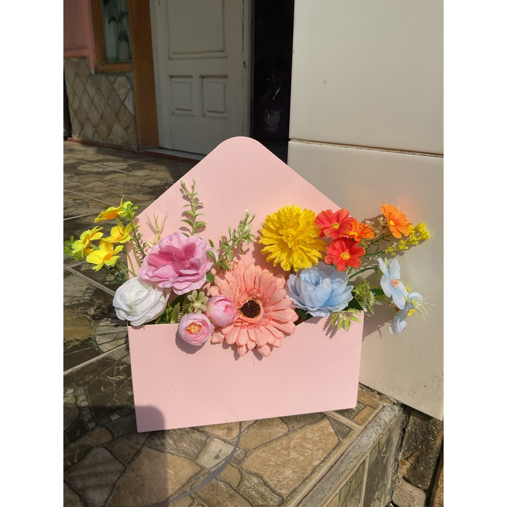 Envelope Flower