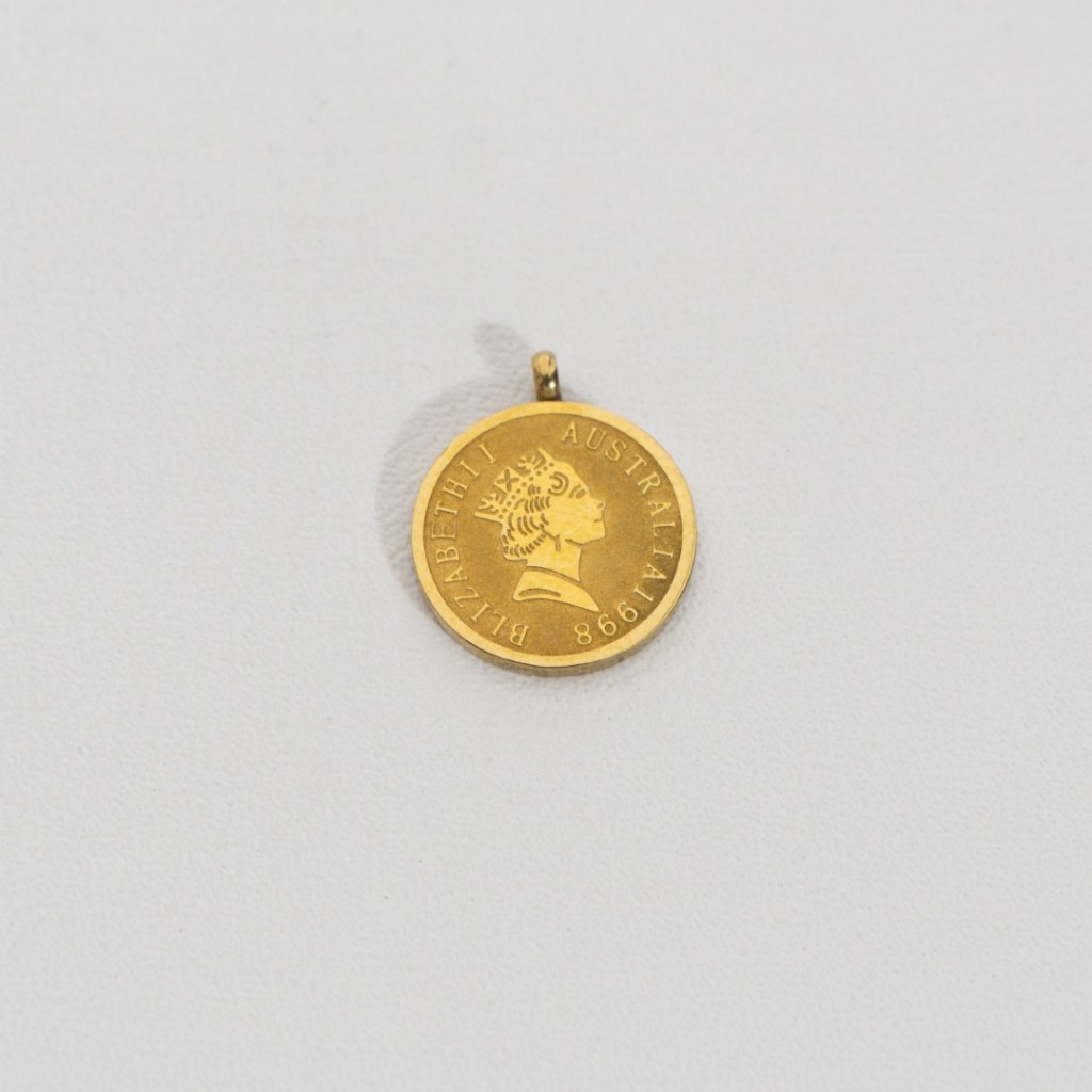 ZOLVEN - Queen Coin Pendant Stainless Steel PVD Gold Plated Liontin Koin Ratu Hypoallergenic