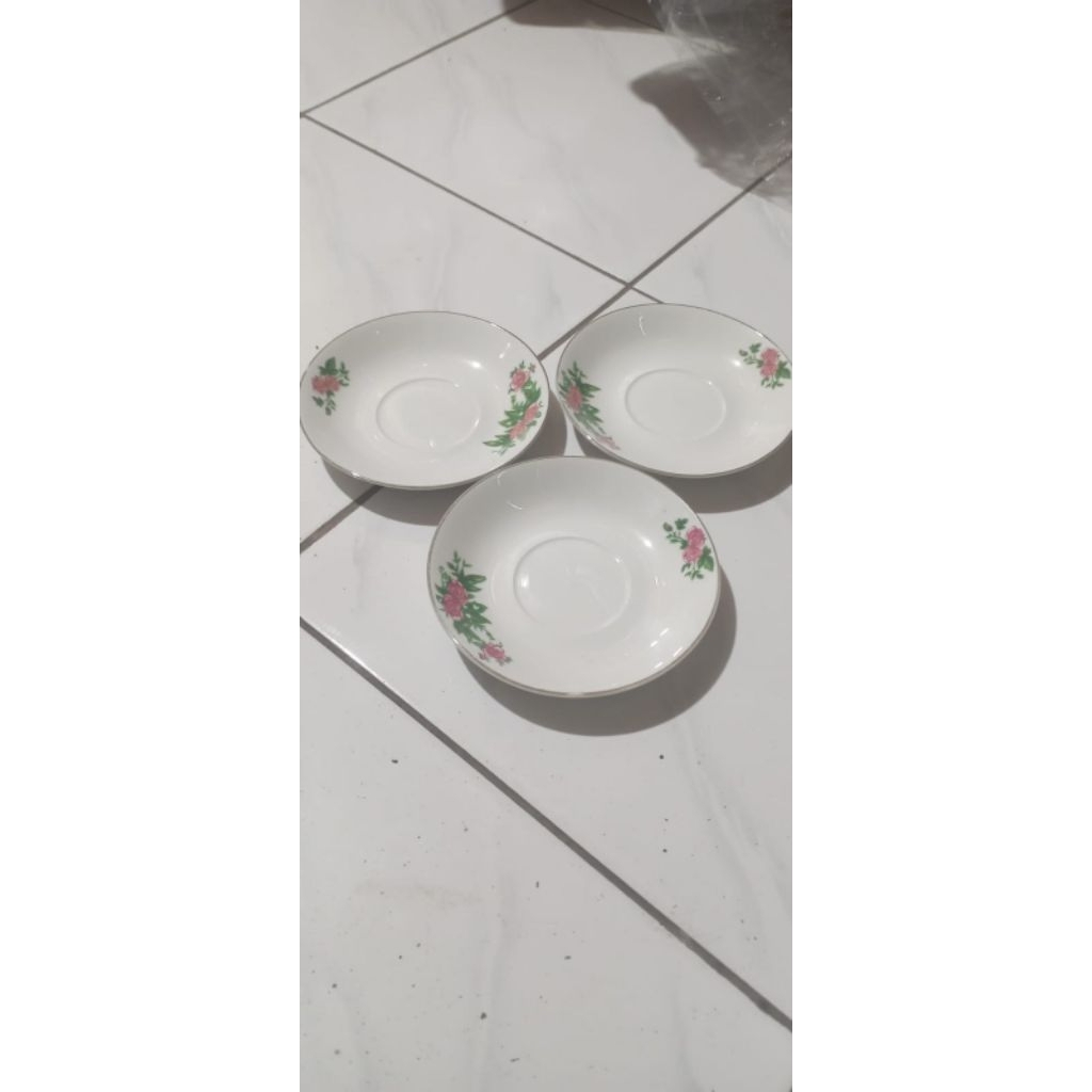 LEBIH MURAH (6 pcs) lepek/tatakan gelas keramik jadul motif bunga