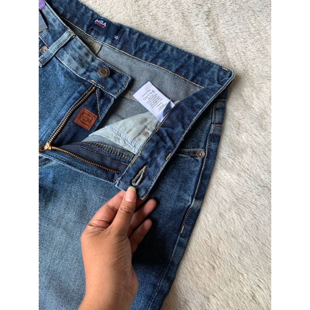 Celana Panjang Jeans Emba