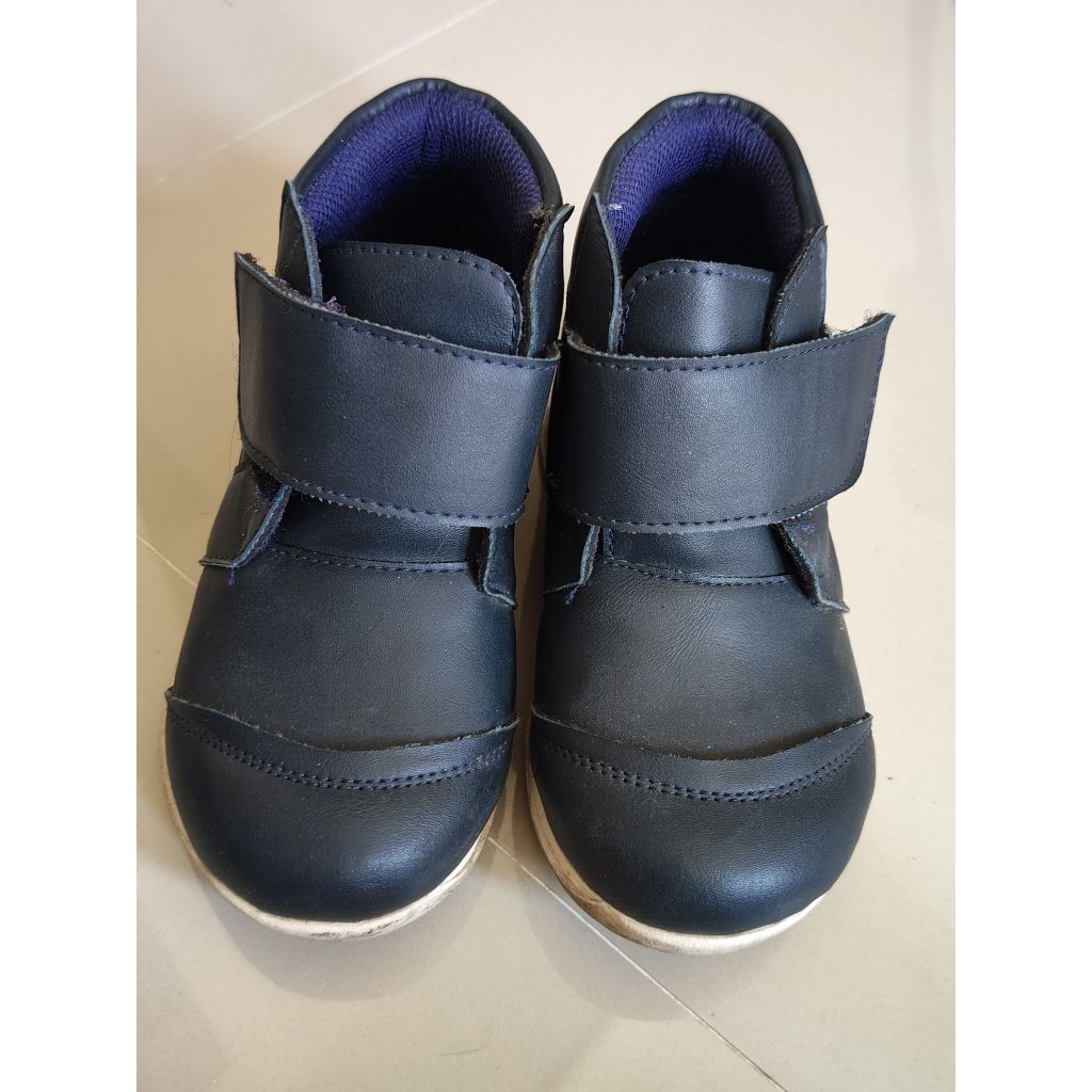 Preloved Sepatu boots toddler by Donatello