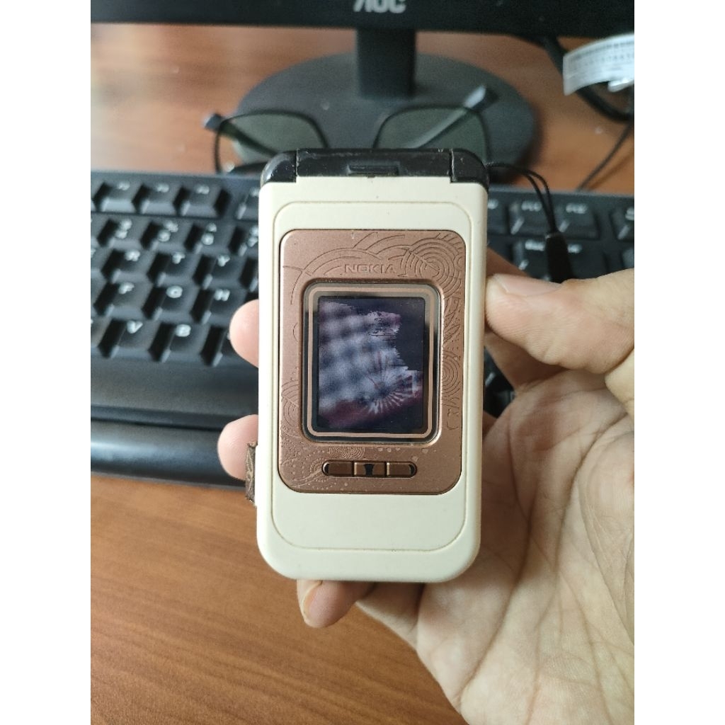 NOKIA 7390 JADUL TH 2006