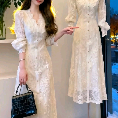 Dress Brokat Wanita Hongkong Elegan Premium – Midi Dress Putih Cream Vintage Aesthetic Lengan Panjan