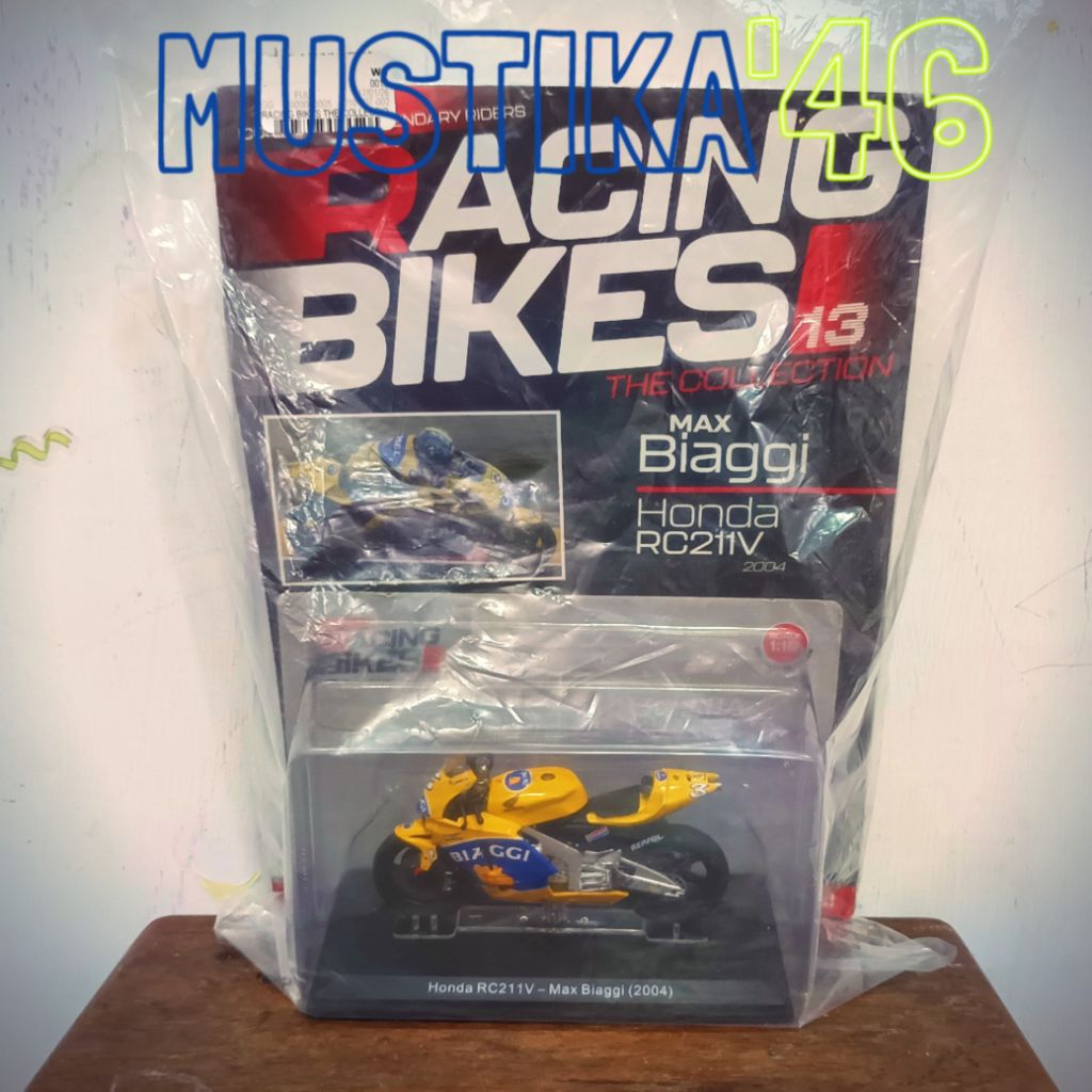 Diecast motogp honda RC211V Max Biaggi 2004 ixo