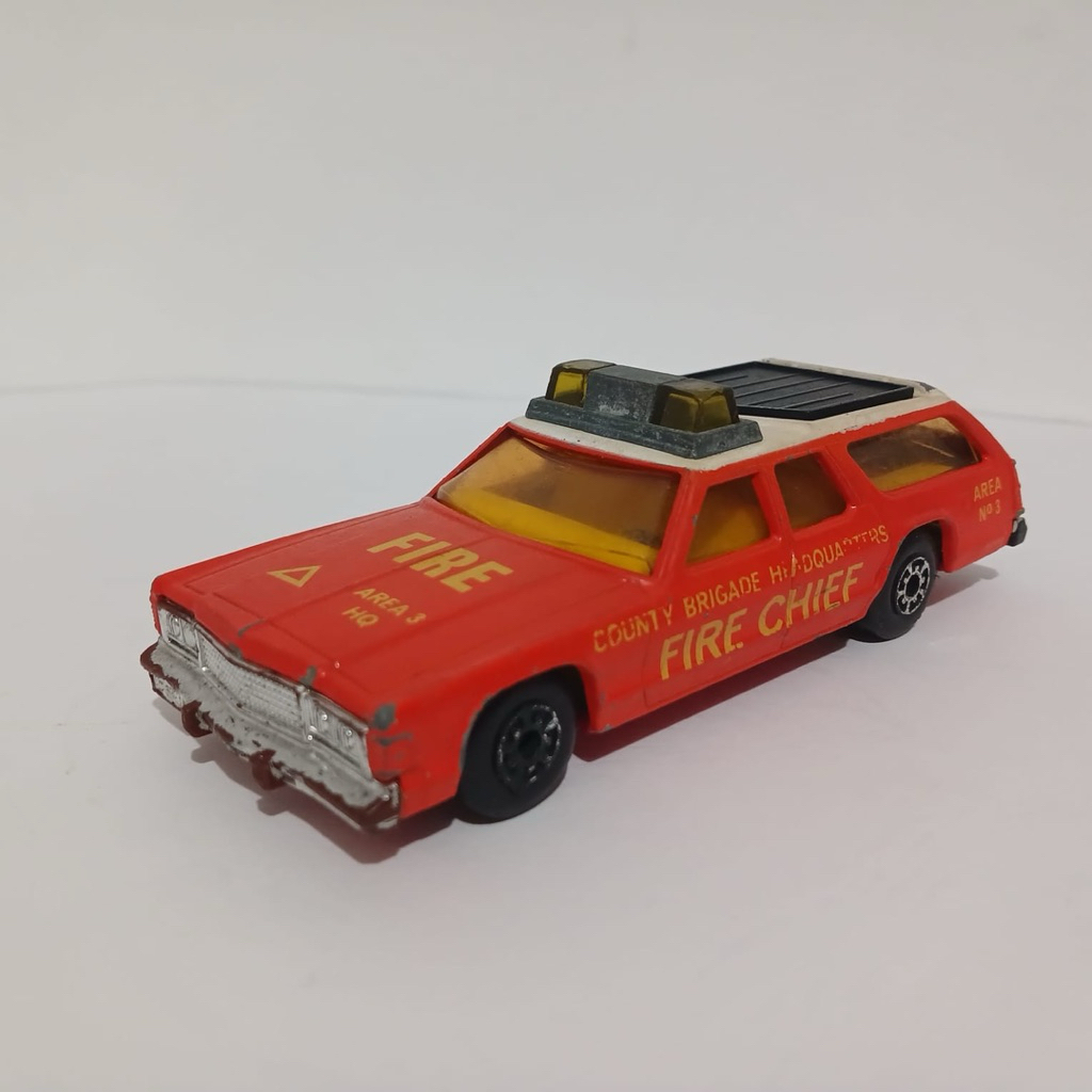 Matchbox Error Superkings K67 Dodge Monaco Estate Fire Chief