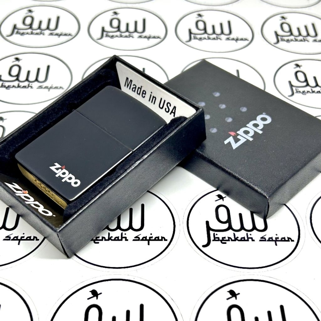 Korek Zippo Hitam Matte Black Doff List Classic Logo Original