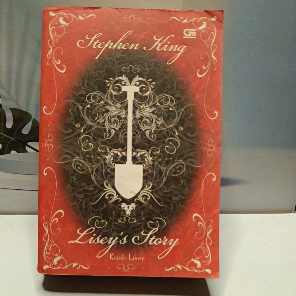 Novel Psikologis Horor Karya Stephen King Berjudul Lisey's Story Original Gramedia