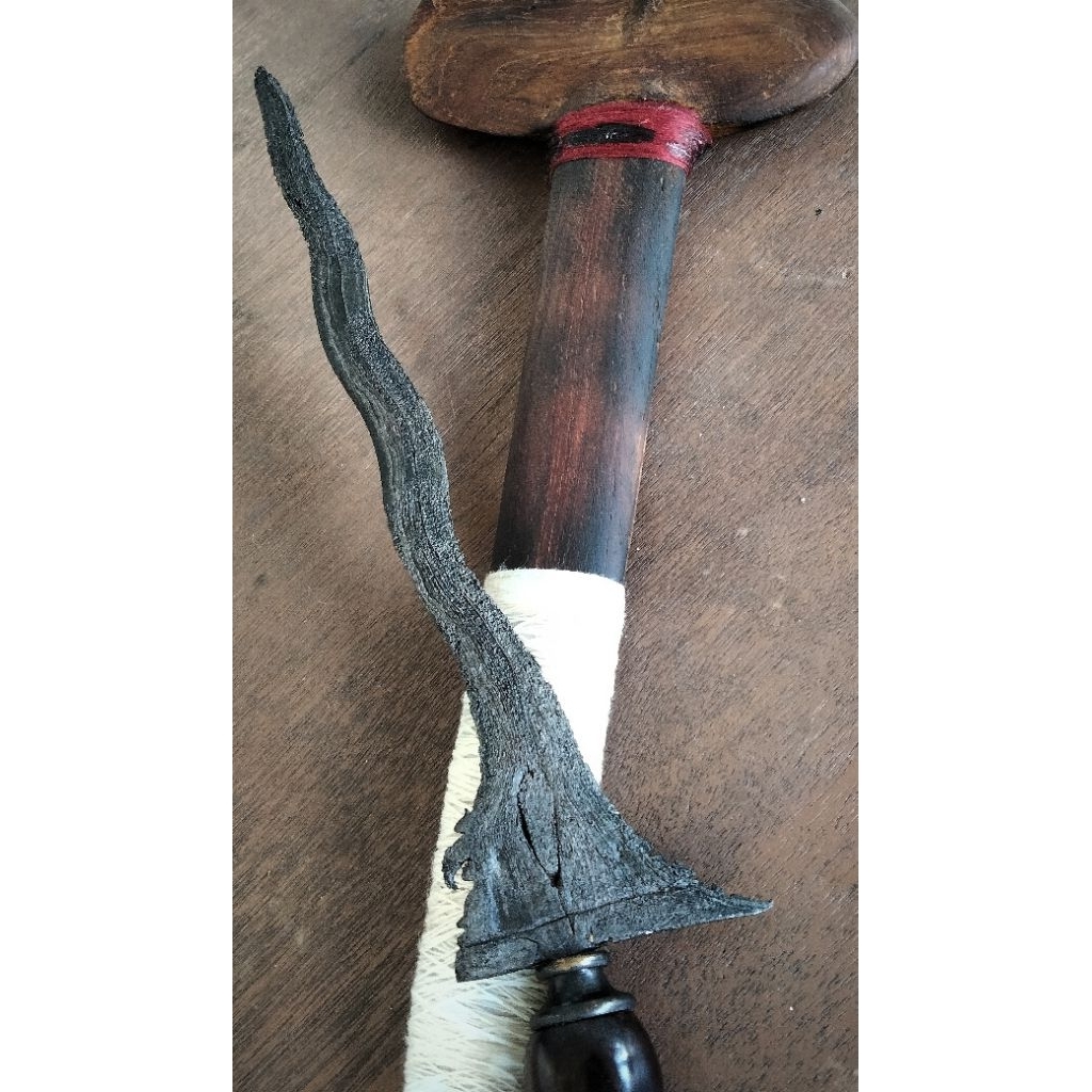 keris sepuh sempono bungkem luk 7 pitu lungan pamor mrambut banyu mili est tangguh pajajaran awal te