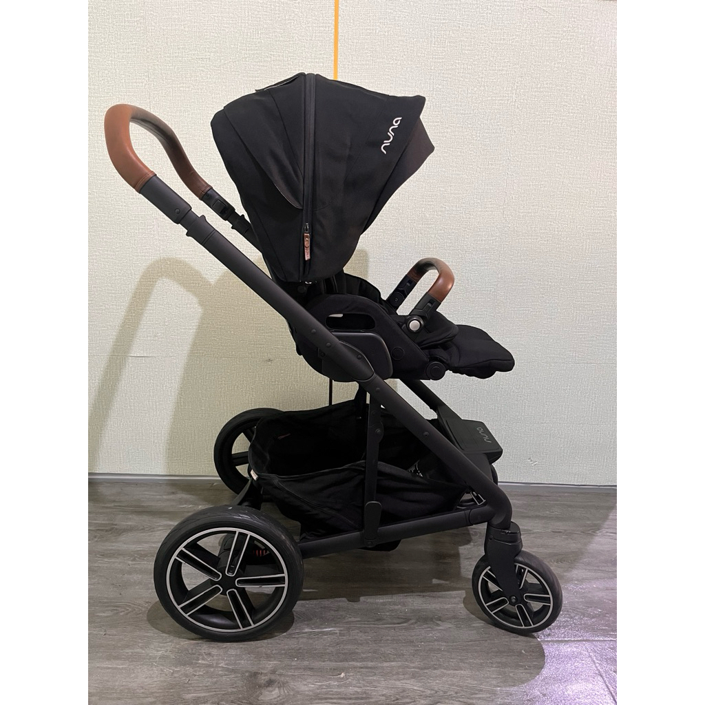 Stroller Nuna Mixx Caviar Handle coklat