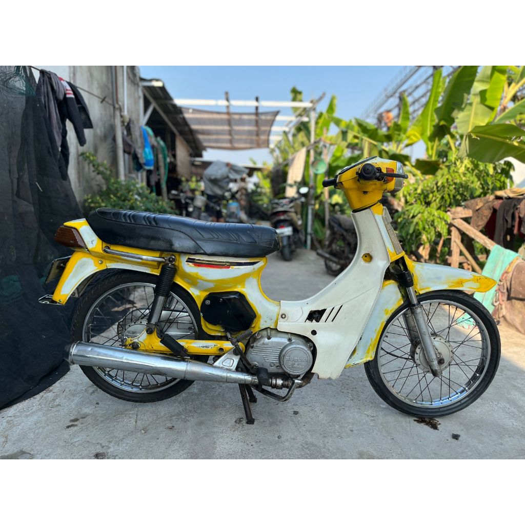 motor suzuki rc80 putih