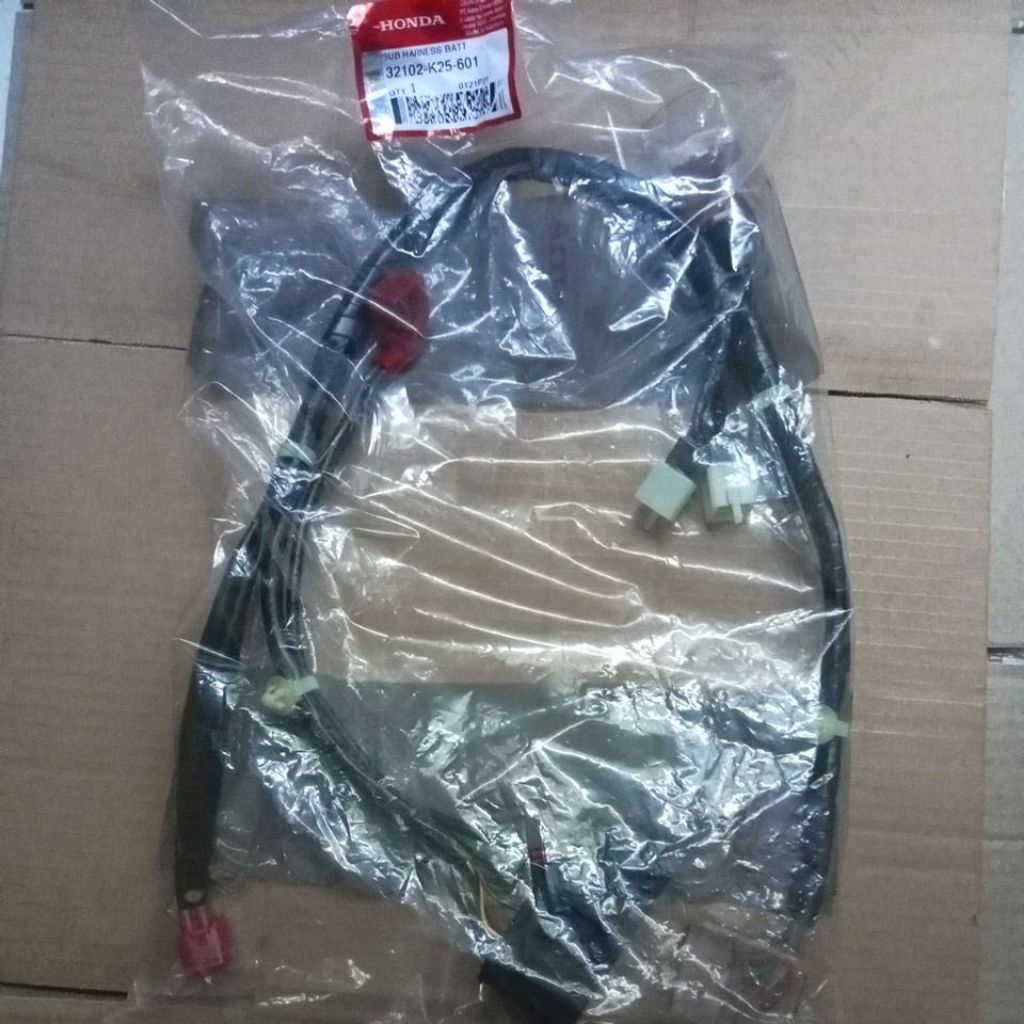 Kabel Body Soket Bagian Accu Aki Battrey / Kabel Set Box Rumah Sikring Sub Harness Beat esp 32102k25
