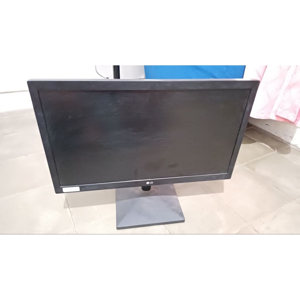 Monitor LG 20MK400A, 20 inch, Like New, Bekas Pemakaian Kantoran