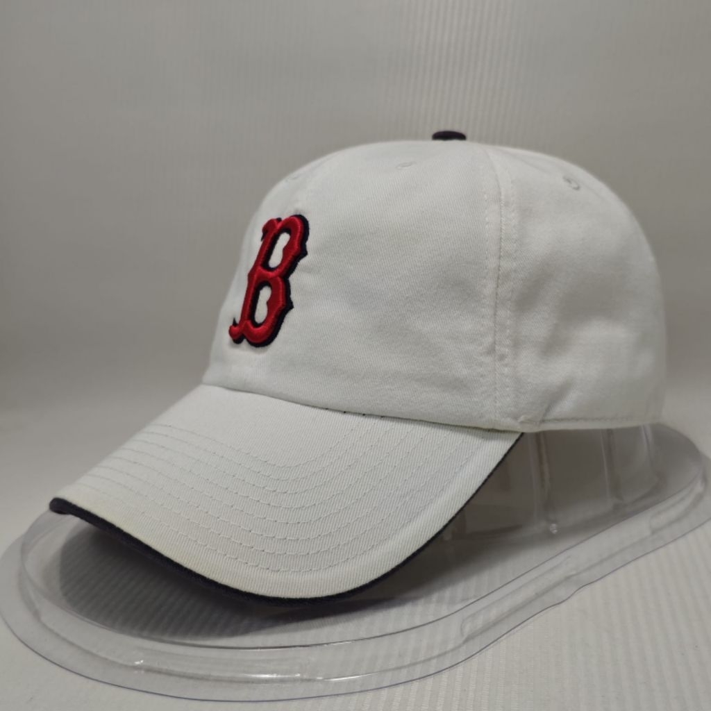 Topi Boston letter B Putih MLB Style Fitted Cap