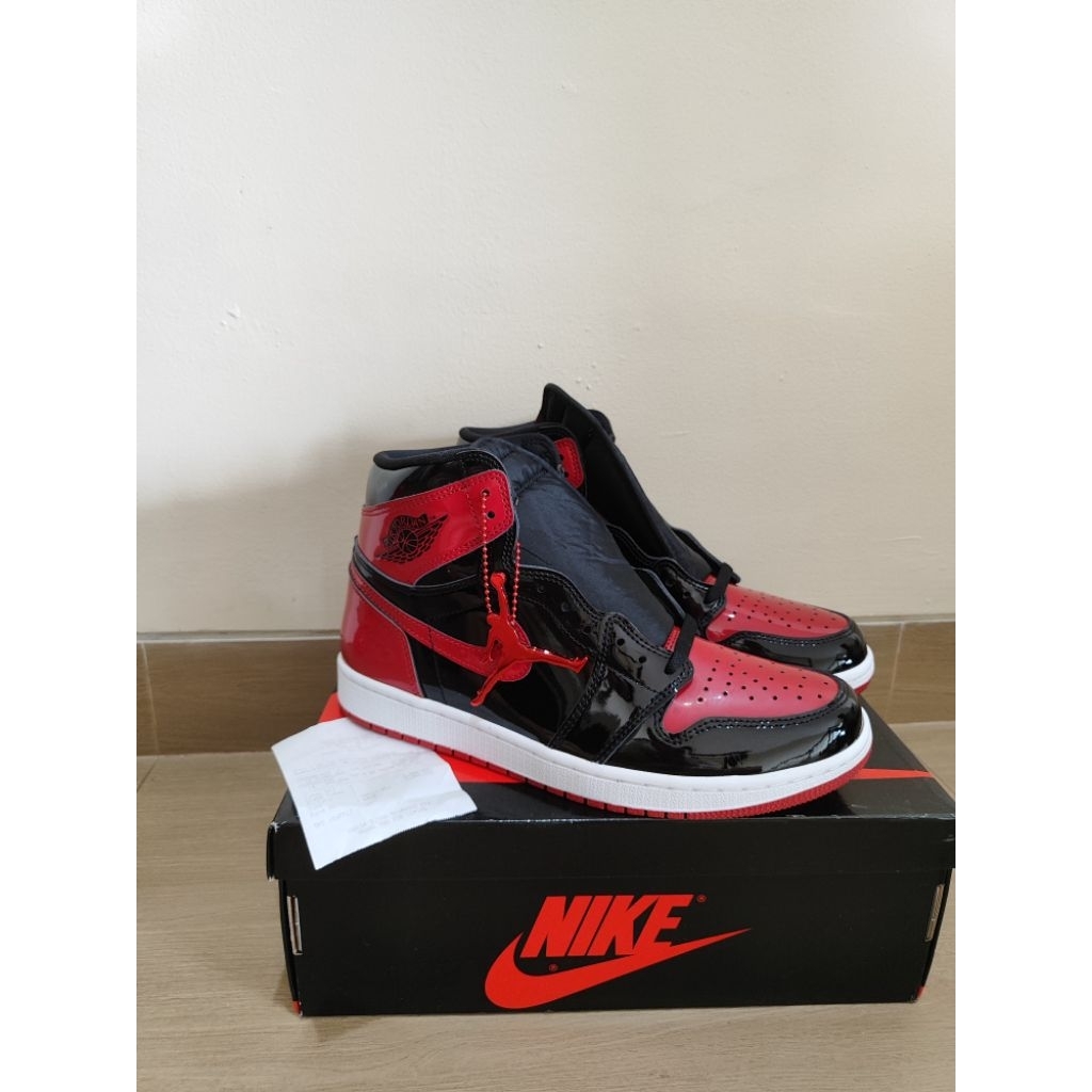Sepatu Sneakers Air Jordan 1 (WITH BOX)