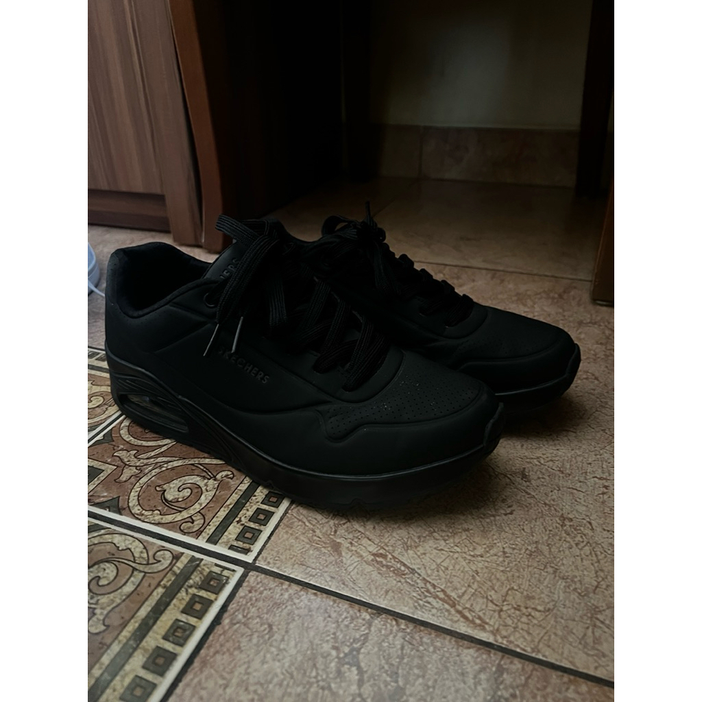 Skechers Uno Black Triple Black – Size 40 – Original