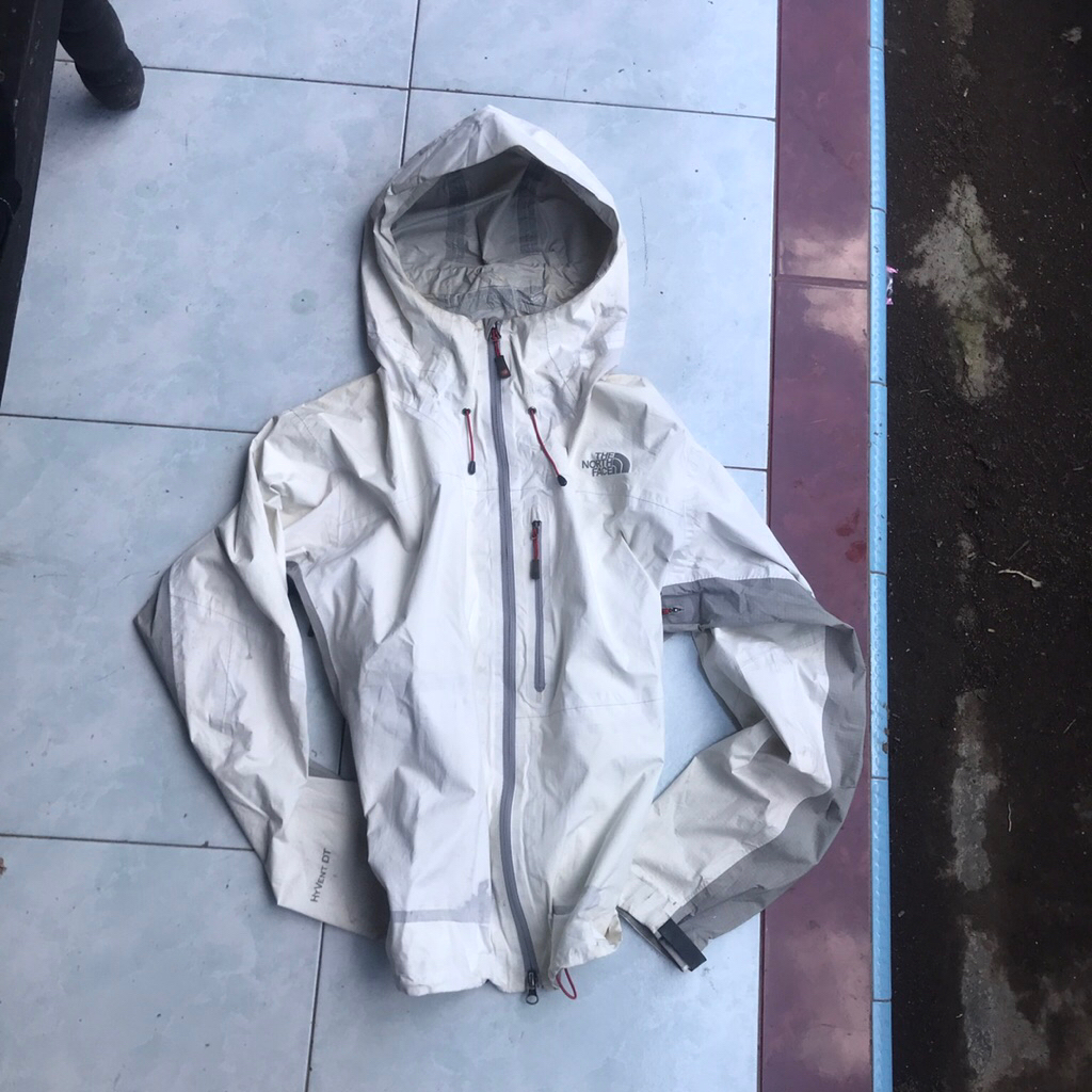TNF HYVENT DT