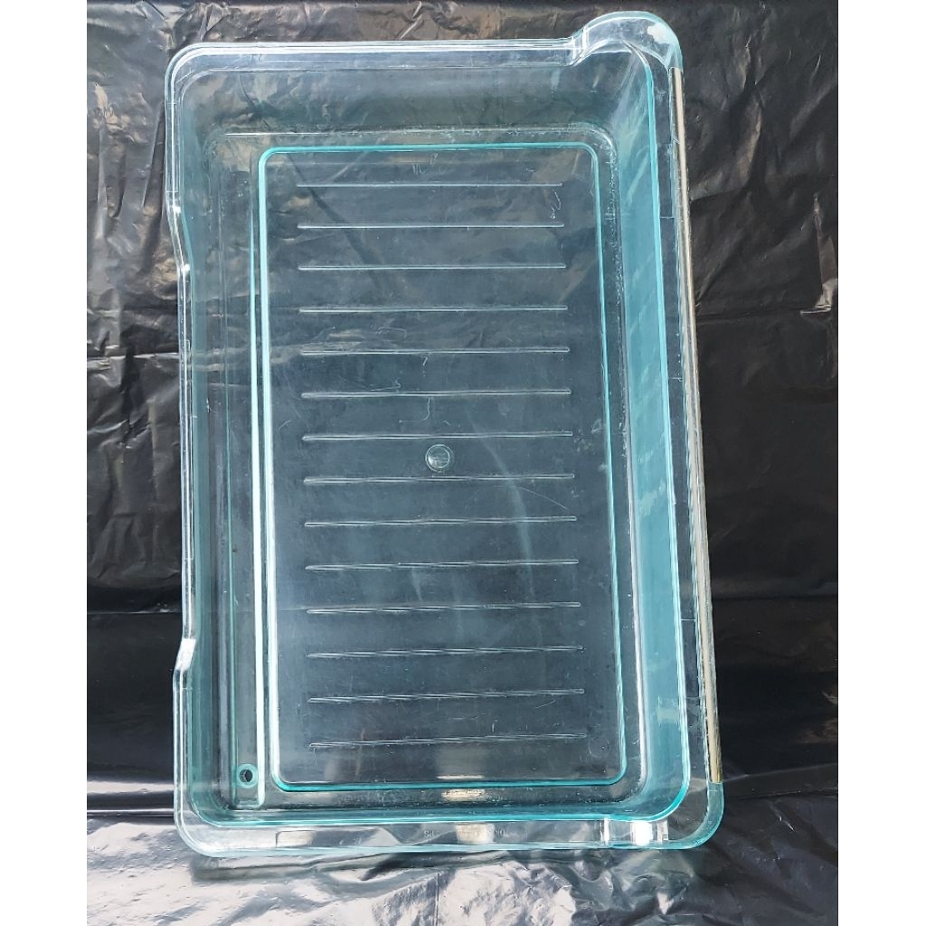 rak daging bawah freezer kulkas 1 pintu polytron