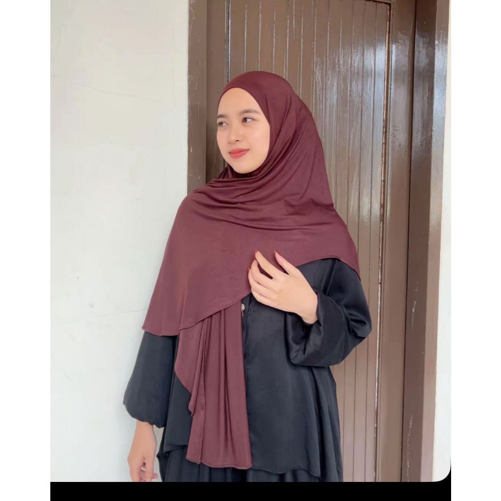 Hijab Instan Syar'i Bergo Humaira bahan Rayon Spandek Premium
